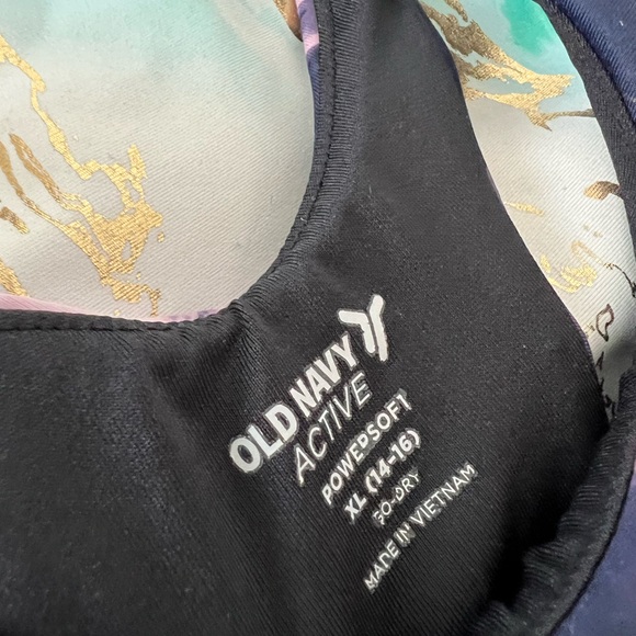 3 Girls Old Navy powersoft Sports Bra Youth XL 14 / 16 Not Padded Lined Metallic - Picture 3 of 9